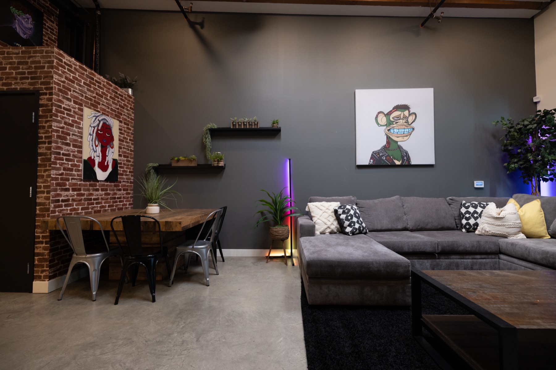 Loft 207